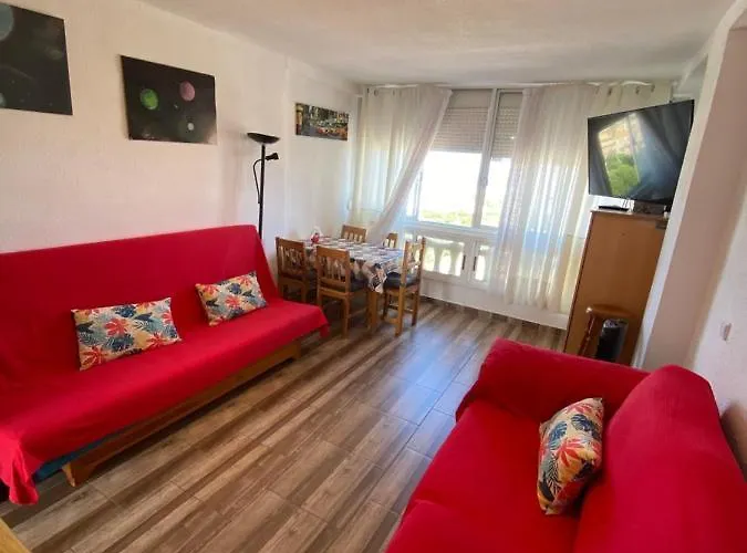 Views With Pool, Apartment Torrevieja
